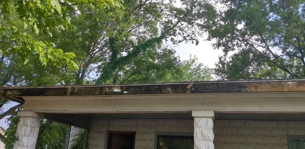 Local lawn care service in Fort Smith, AR - Arthurs Paint And Handyman Services