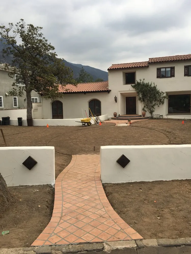 Expert landscape design with custom design in Altadena, CA by Artie Aguayo Landscape
