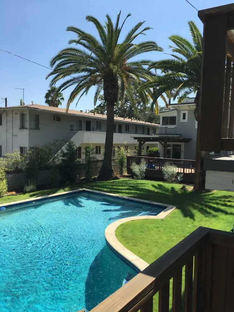 Local yard maintenance near you in Altadena, CA by Artie Aguayo Landscape