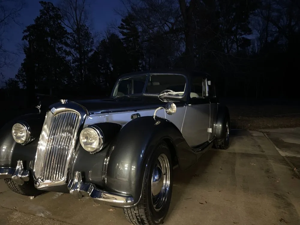 Trusted residential landscaping for residential properties in Denham Springs, LA by Artieta’s Landscaping & Lawncare