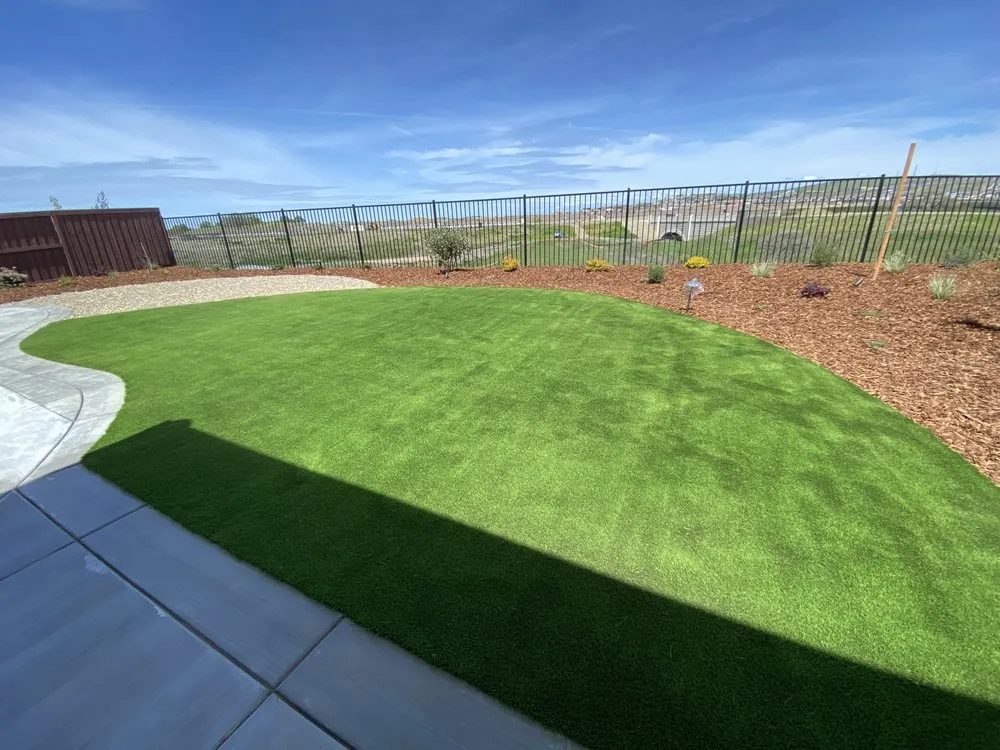 Trusted yard cleanup service experts serving Rancho Cordova, CA - Artificial Grass & Landscaping