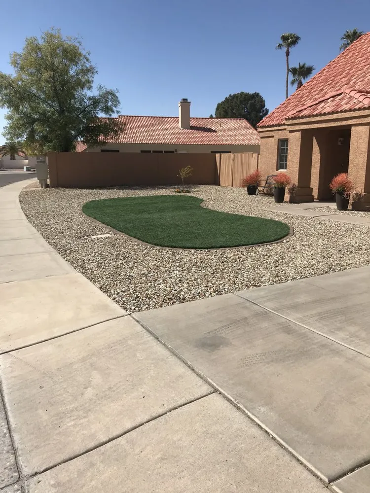 Expert lawn care service experts serving Peoria, AZ - Artificial Grass Recyclers