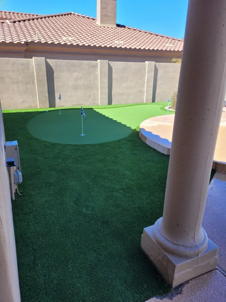 Top-rated yard cleanup service near you across Glendale, AZ - Artificial Grass Specialist