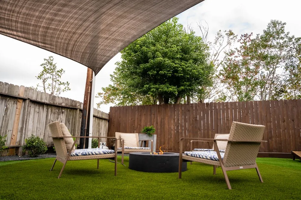 Top-rated yard cleanup service experts serving League City, TX - Artificial Grass TX