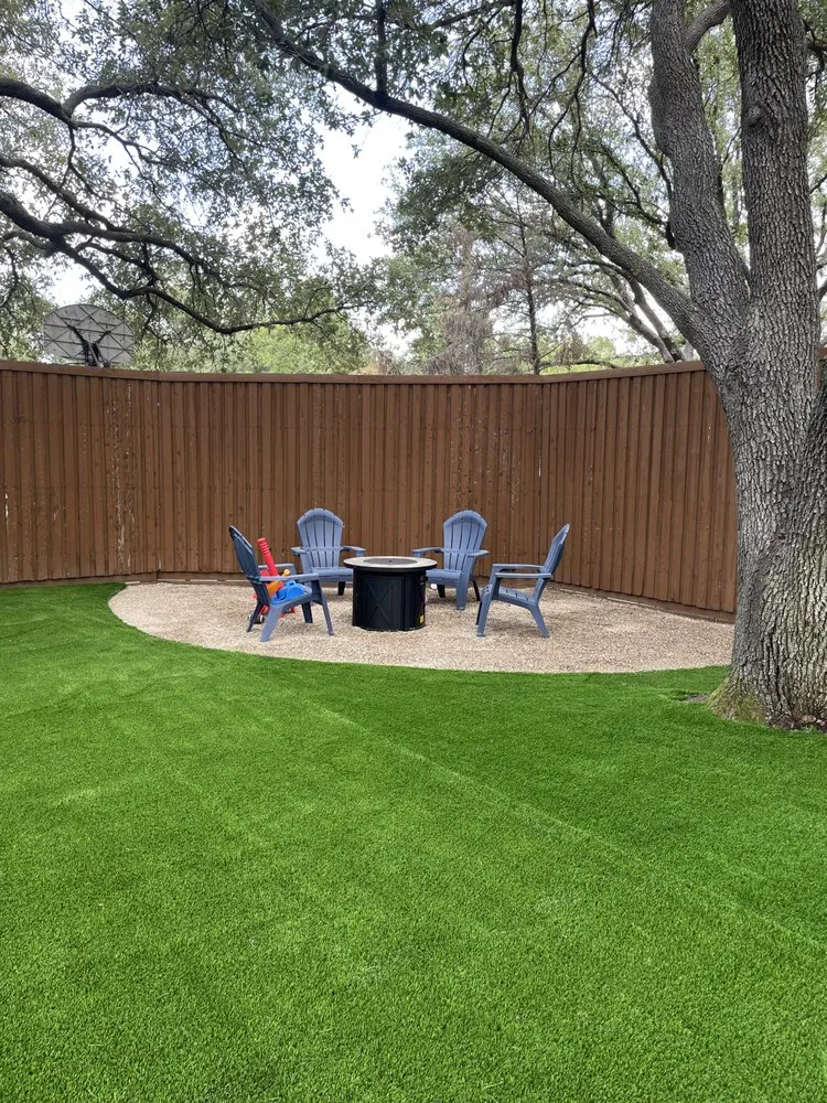 Reliable garden landscaping for beautiful yards across Dallas, TX - Artificial Turf Kings