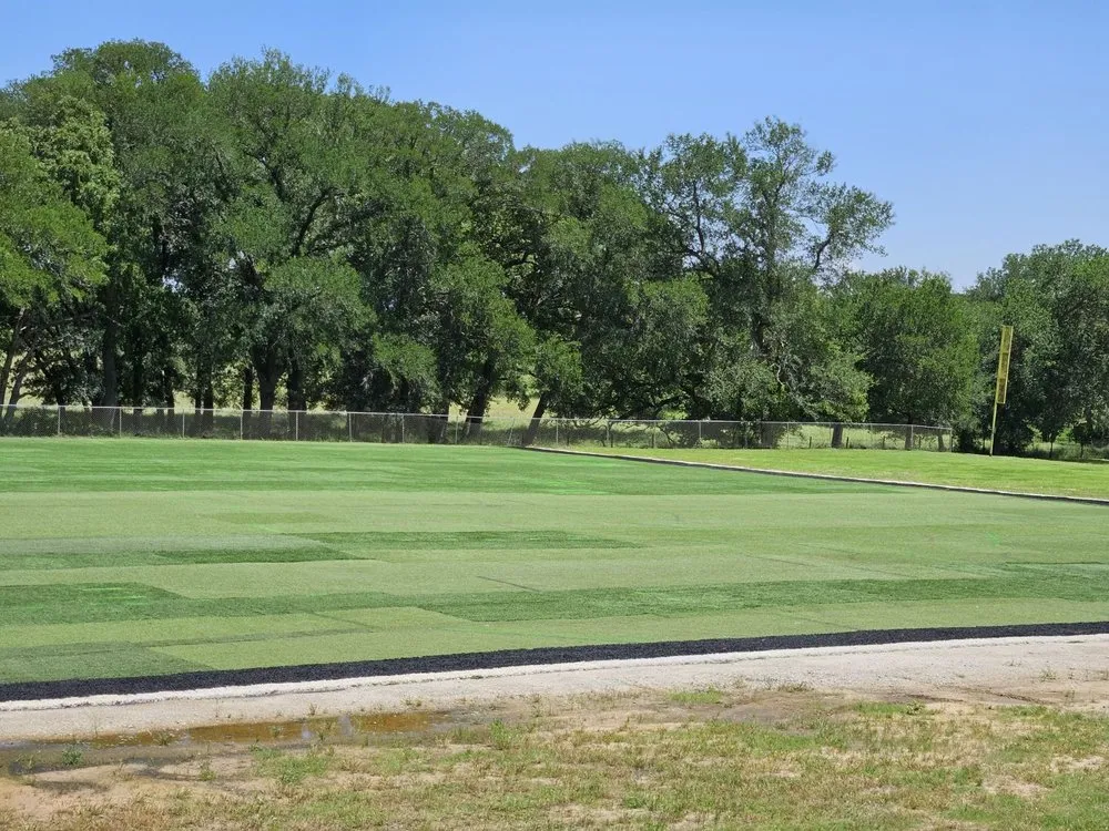 Affordable garden landscaping in Dallas, TX - Artificial Turf Kings