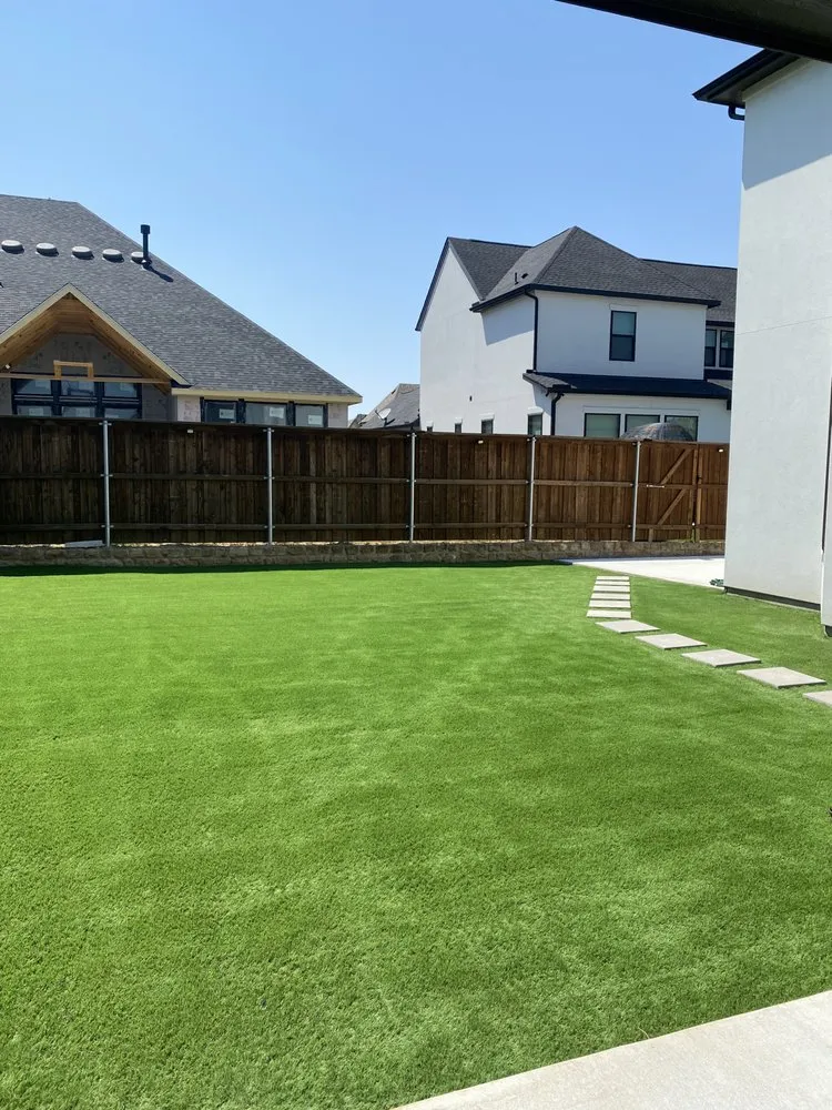 Trusted yard maintenance experts serving Dallas, TX - Artificial Turf Kings