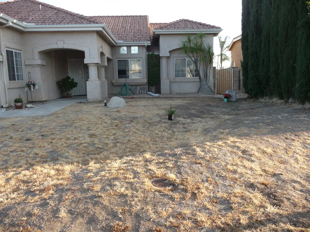 Professional lawn mowing service experts serving Lake Elsinore, CA - Artisan Light & Landscape
