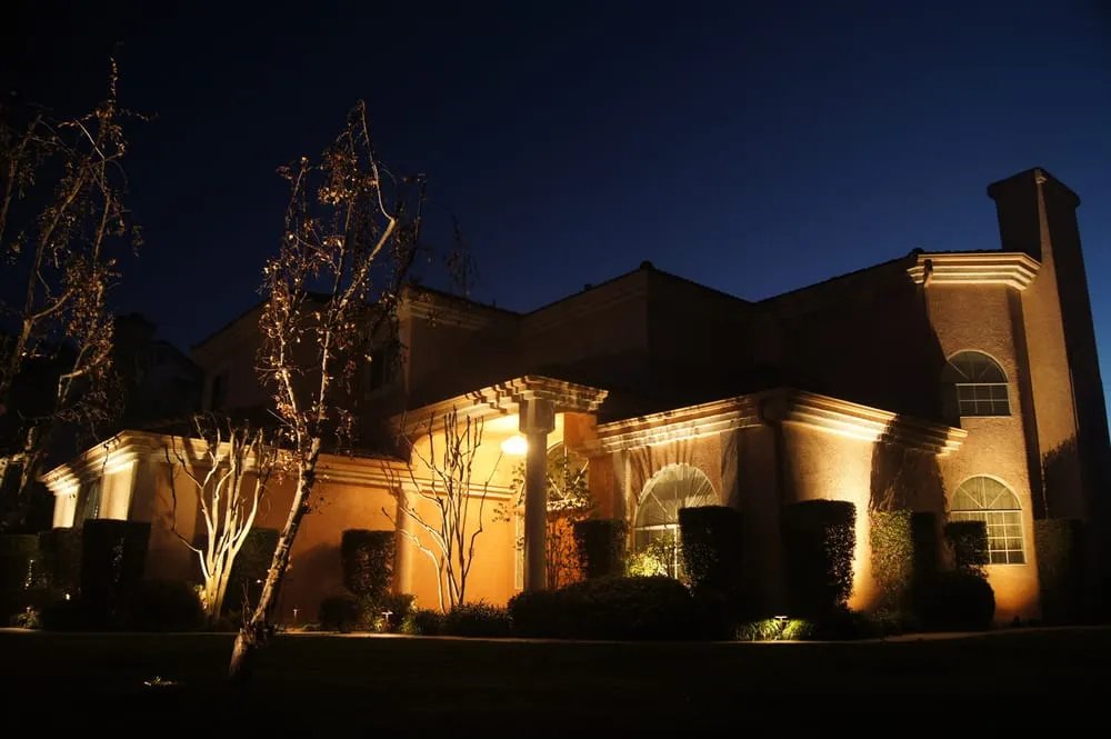 Top-rated lawn mowing service experts serving Lake Elsinore, CA - Artisan Light & Landscape