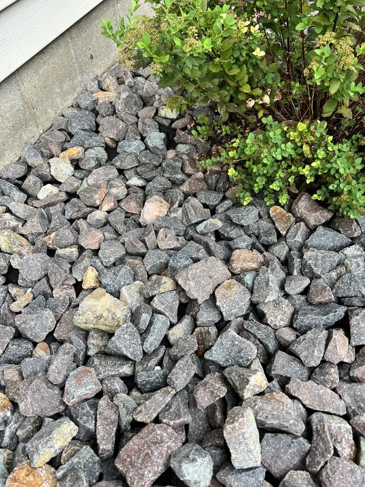 Local landscape design experts serving Springfield, IL - Artisan Stone Products