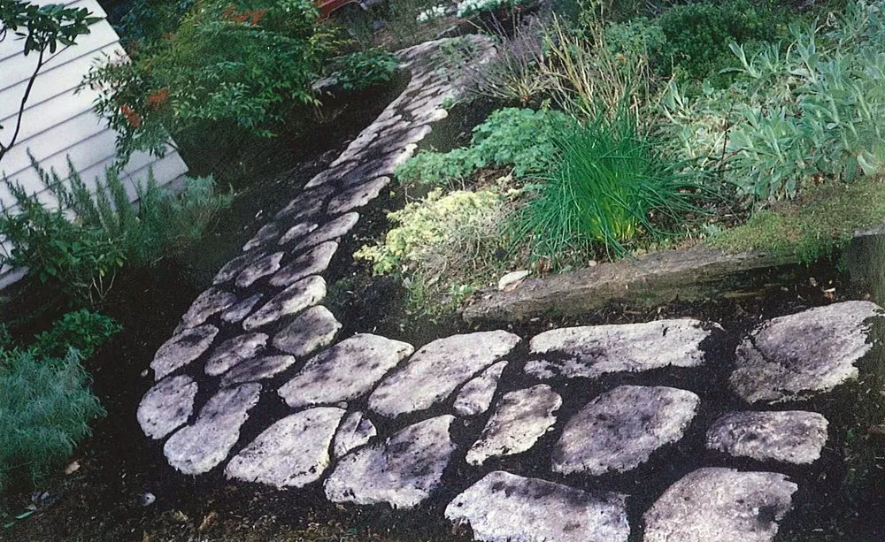 Top-rated lawn mowing service in Tacoma, WA by Artist Rock Wall