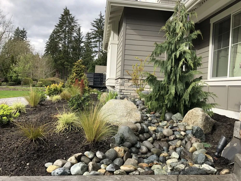Top-rated landscaping services with custom design across Snohomish, WA - Artist Touch Landscaping
