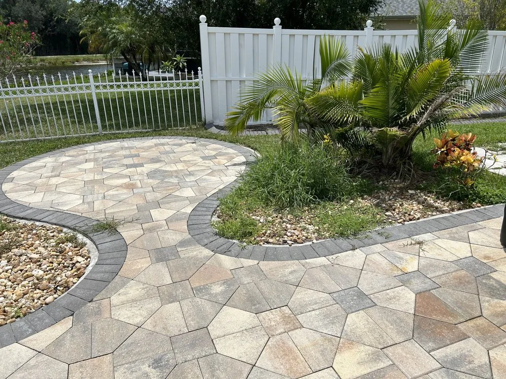 Custom garden landscaping for homes across Holiday, FL - Artistic Ground View