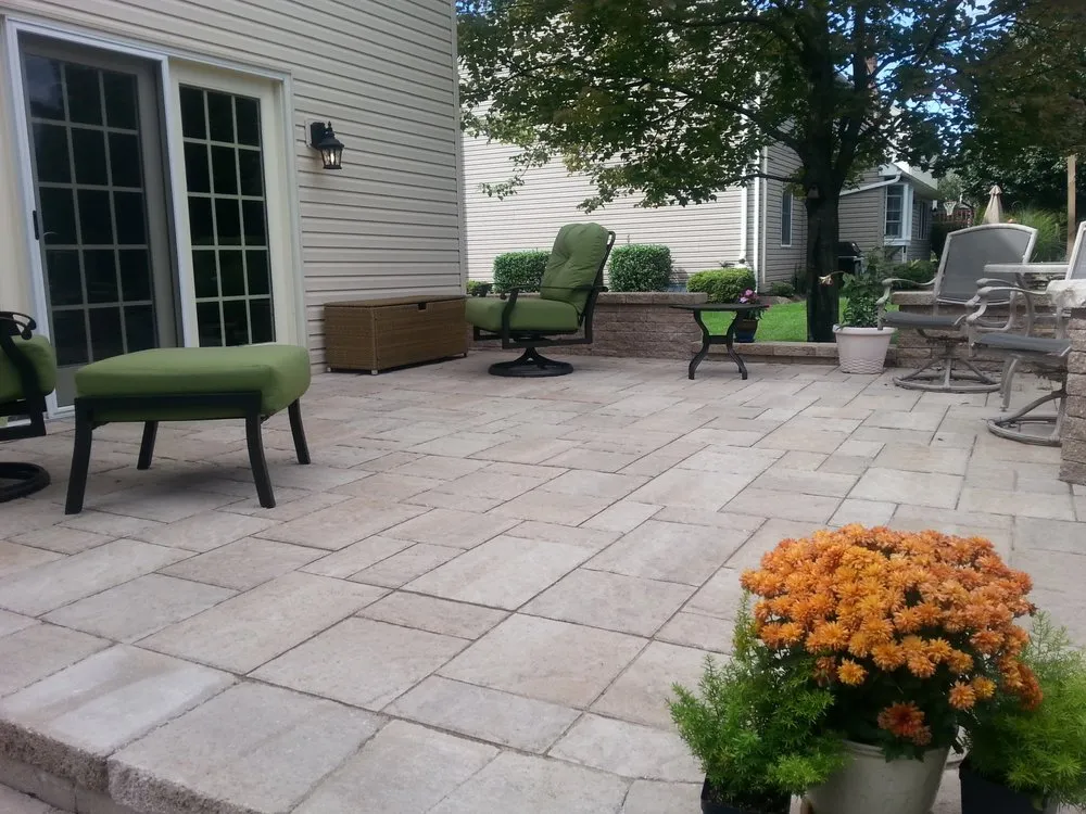 Local garden landscaping experts serving Northampton, PA - Artistic Hardscapes