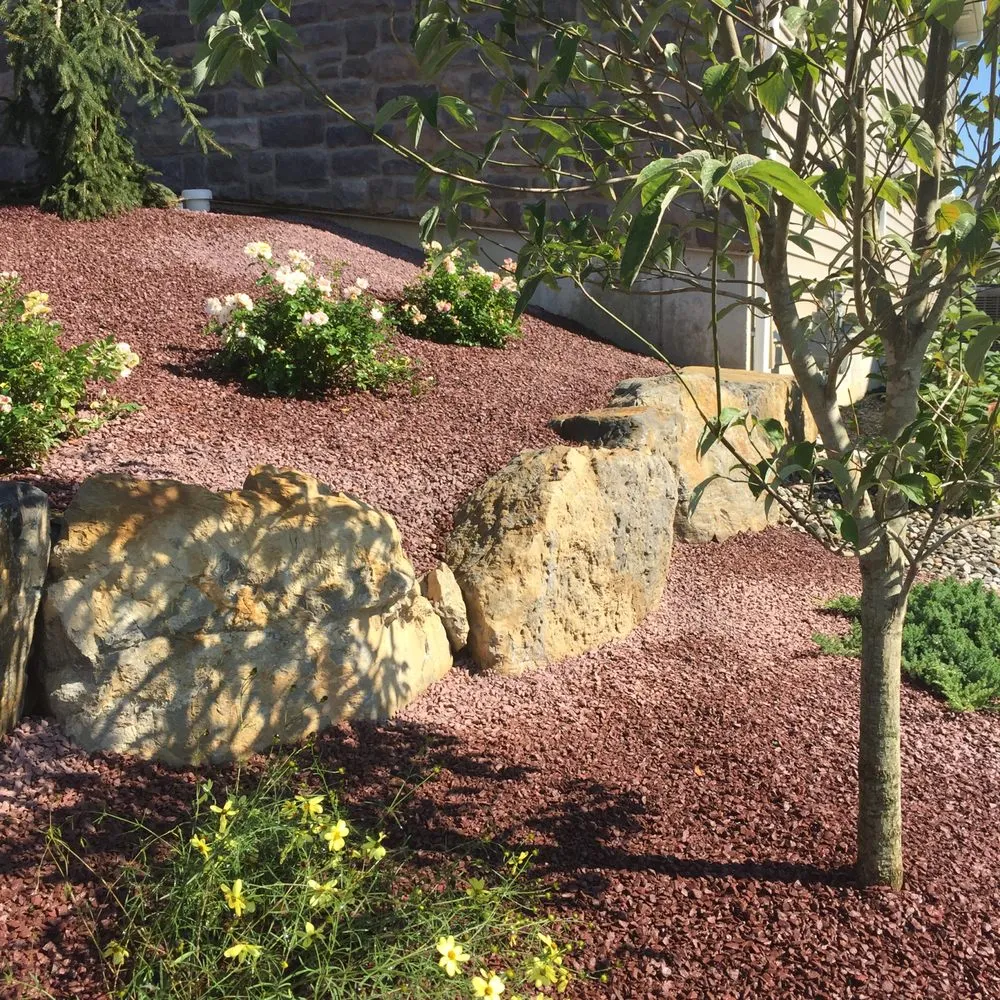Top-rated garden landscaping in Northampton, PA by Artistic Hardscapes