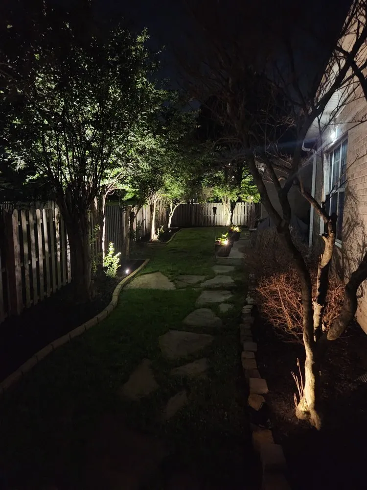 Custom yard cleanup service in Jackson, TN by Artistic Illumination
