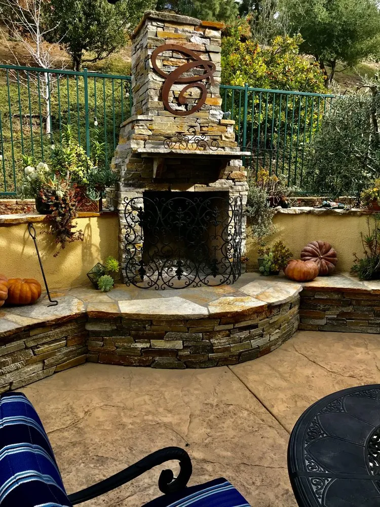 Affordable lawn mowing service for year-round maintenance across Somis, CA - Artistic Landscape