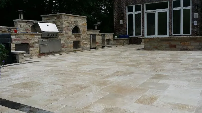 Trusted garden landscaping for beautiful yards in Des Plaines, IL by Artistic Landscapes, LLC