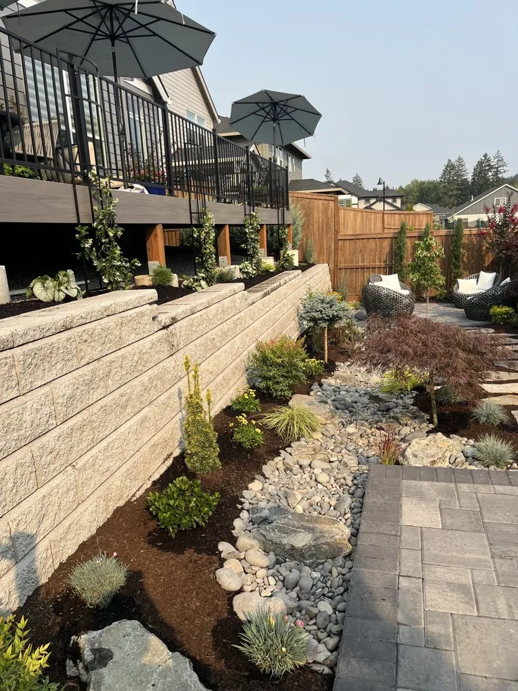 Reliable yard maintenance in Tigard, OR by Artistic Landscapes