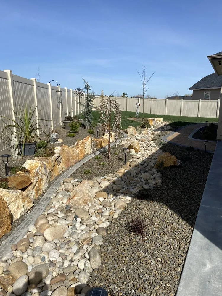 Custom lawn mowing service in Nampa, ID - Artistic Landscaping & Nursery