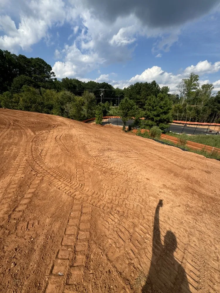 Custom lawn mowing service in Cumming, GA - Artistic Outdoors