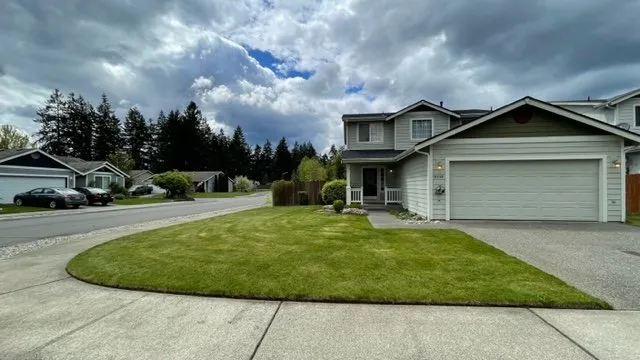 Trusted garden landscaping experts serving Spanaway, WA - Artistry Lawn Care