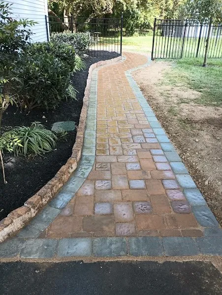 Reliable yard cleanup service experts serving Pennsville, NJ - Artiztic Creations