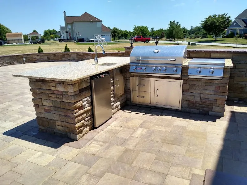 Local landscaping services experts serving Pennsville, NJ - Artiztic Creations