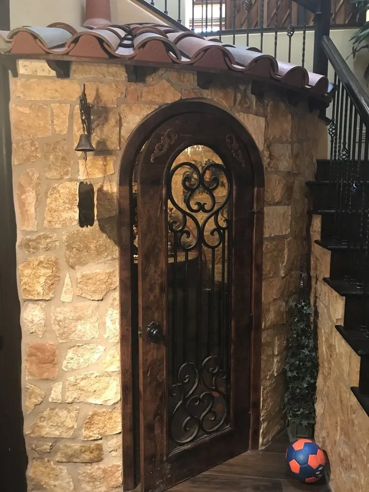 Custom yard cleanup service for residential properties across Long Beach, CA - Artlux Construction & Landscaping