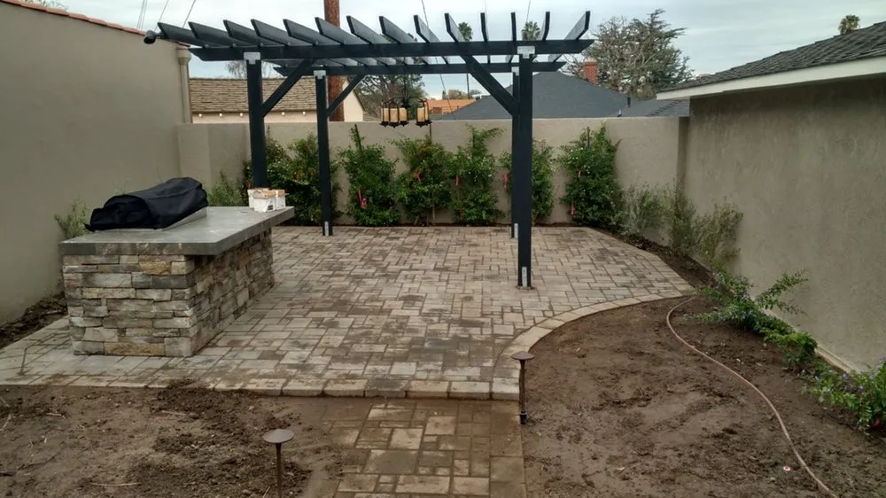 Custom lawn mowing service near you in Long Beach, CA by Artlux Construction & Landscaping