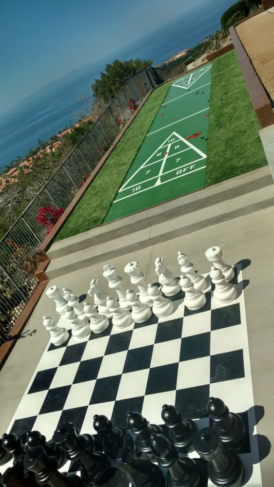 Top-rated lawn care service experts serving Long Beach, CA - Artlux Construction & Landscaping