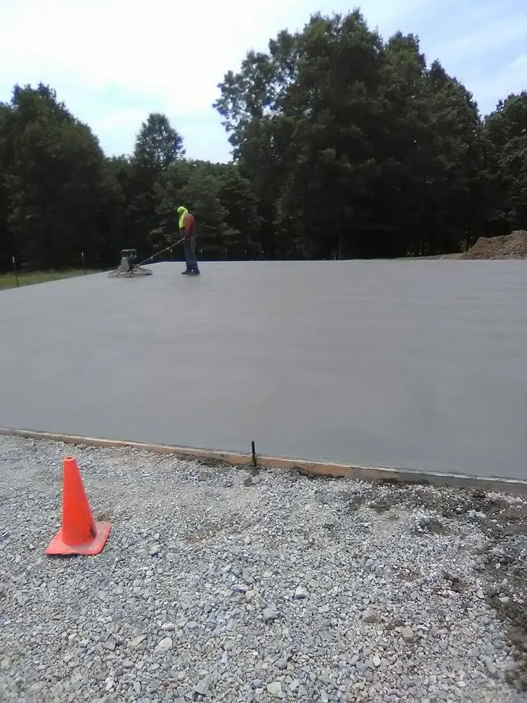 Trusted yard cleanup service for homes in Independence, MO by Art's Hauling and Handy Services