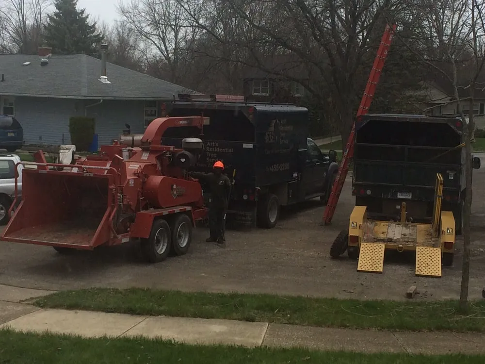 Affordable lawn mowing service experts serving Canton, MI - Art's Residental Tree Service