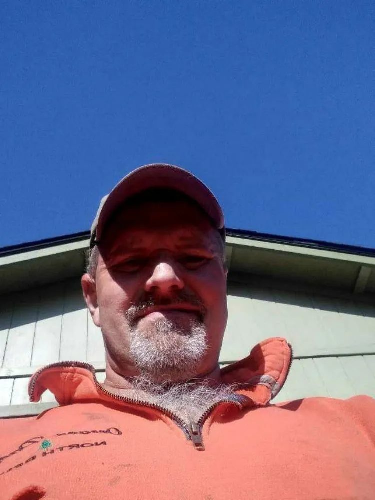 Trusted lawn care service for homes in North Bend, OR by Art's Tree Services