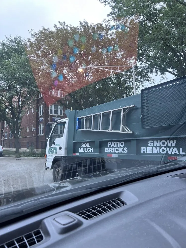 Expert landscaping services for homes in Chicago, IL by Arturo Landscaping Service