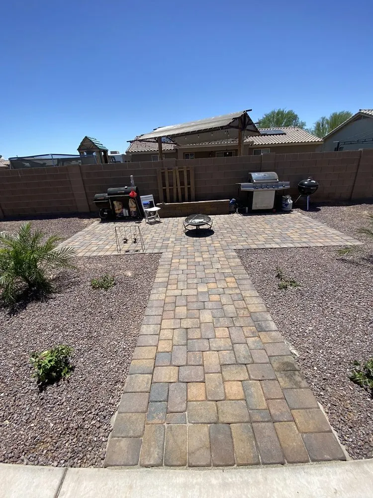 Expert outdoor landscaping experts serving Yuma, AZ - Arturo's Artistic Landscaping