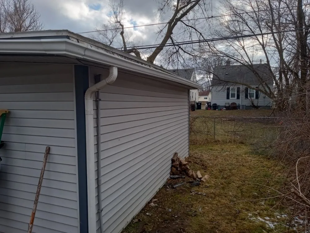 Affordable yard cleanup service in Redford Charter Township, MI by Artwork at work Construction Services