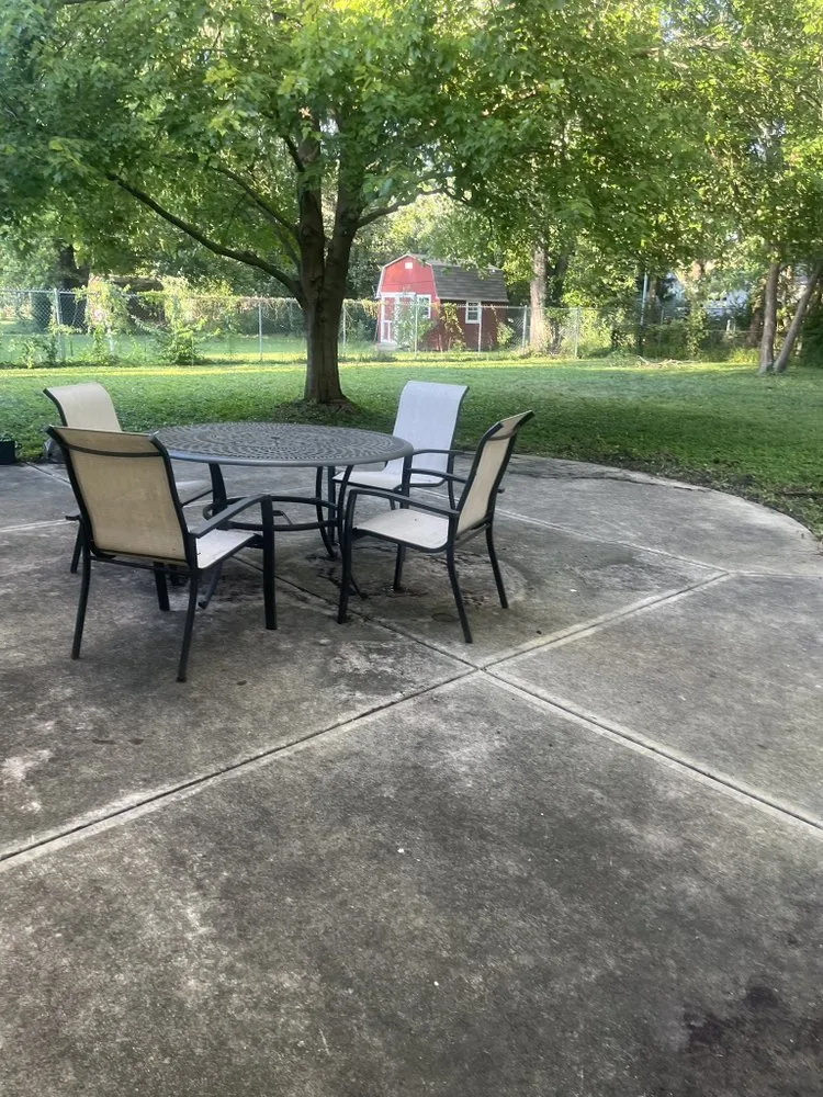 Reliable landscaping services in Anderson, IN by Artwork Landscaping