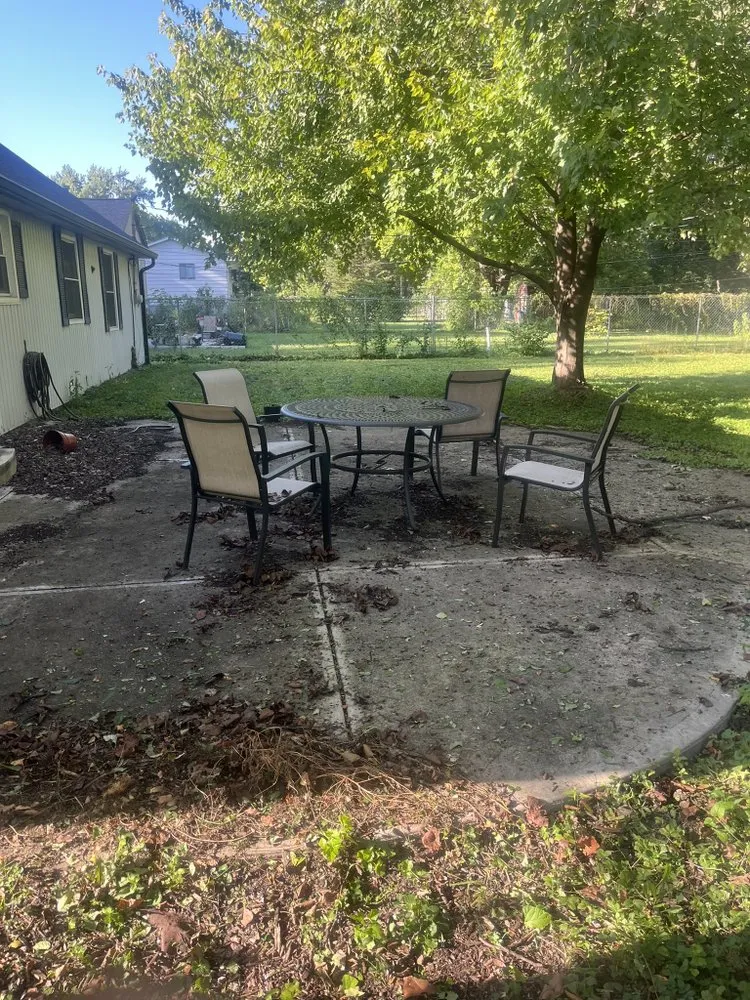 Top-rated lawn mowing service for residential properties across Anderson, IN - Artwork Landscaping