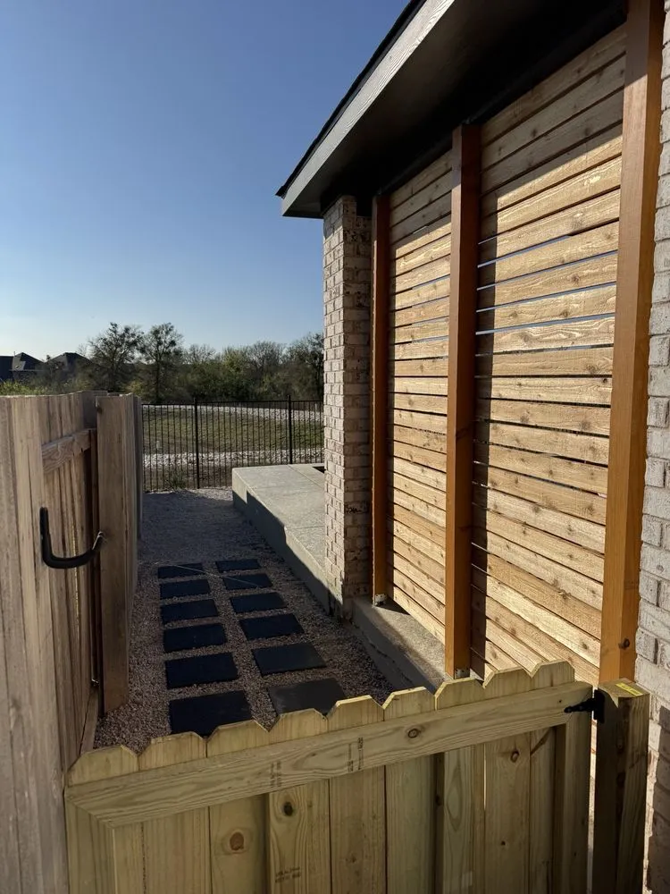 Trusted garden landscaping experts serving Manor, TX - Arty's Landscaping