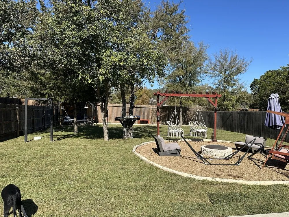 Custom residential landscaping in Manor, TX by Arty's Landscaping
