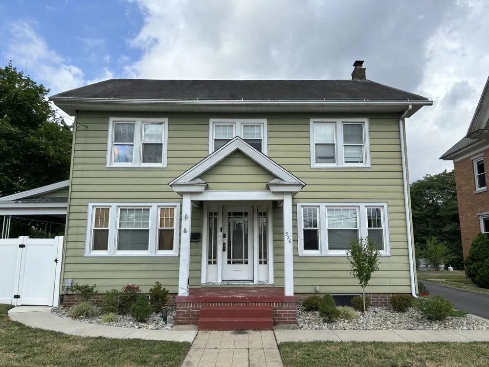 Custom yard maintenance experts serving Vineland, NJ - Arv Landscaping