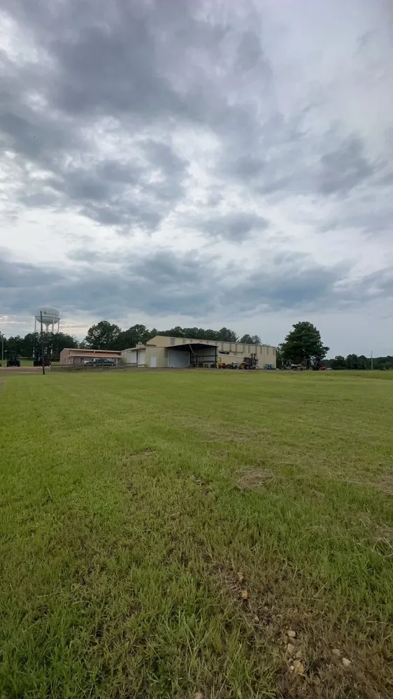 Top-rated outdoor landscaping in Kosciusko, MS by Arvizu Landscaping