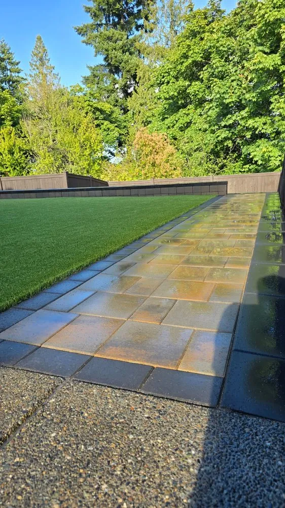 Reliable landscaping services for beautiful yards across Seattle, WA - Arya Landscape Construction