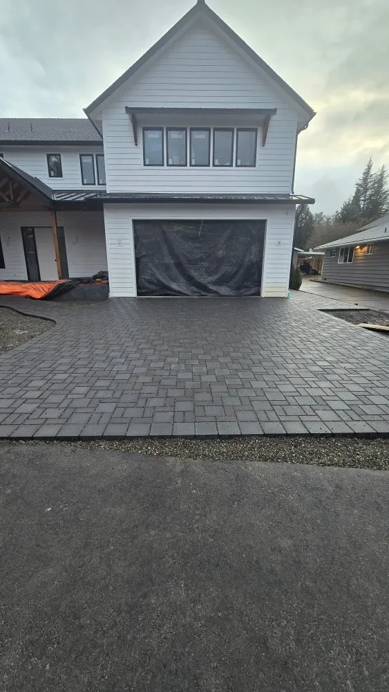 Professional yard maintenance in Seattle, WA by Arya Landscape Construction