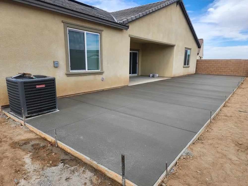 Expert landscape design for homes in Apple Valley, CA by Arzate's Landscaping