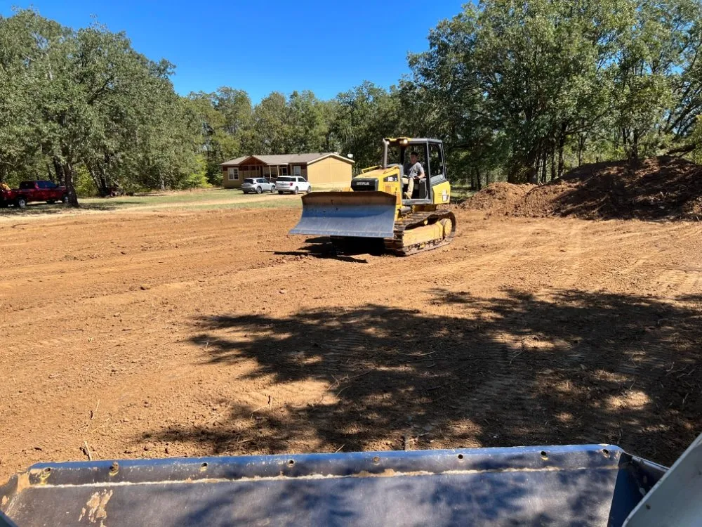 Custom yard cleanup service experts serving Brownsboro, TX - AS & G Contractors