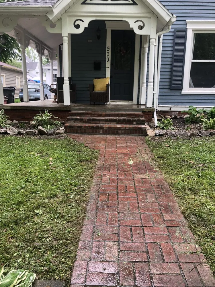 Trusted garden landscaping experts serving Crawfordsville, IN - AS It Grows