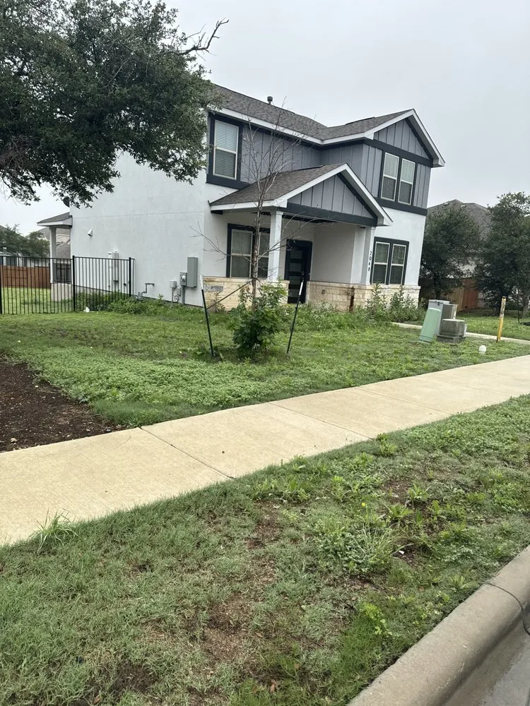 Affordable outdoor landscaping in Manor, TX by A’s Lawn Service