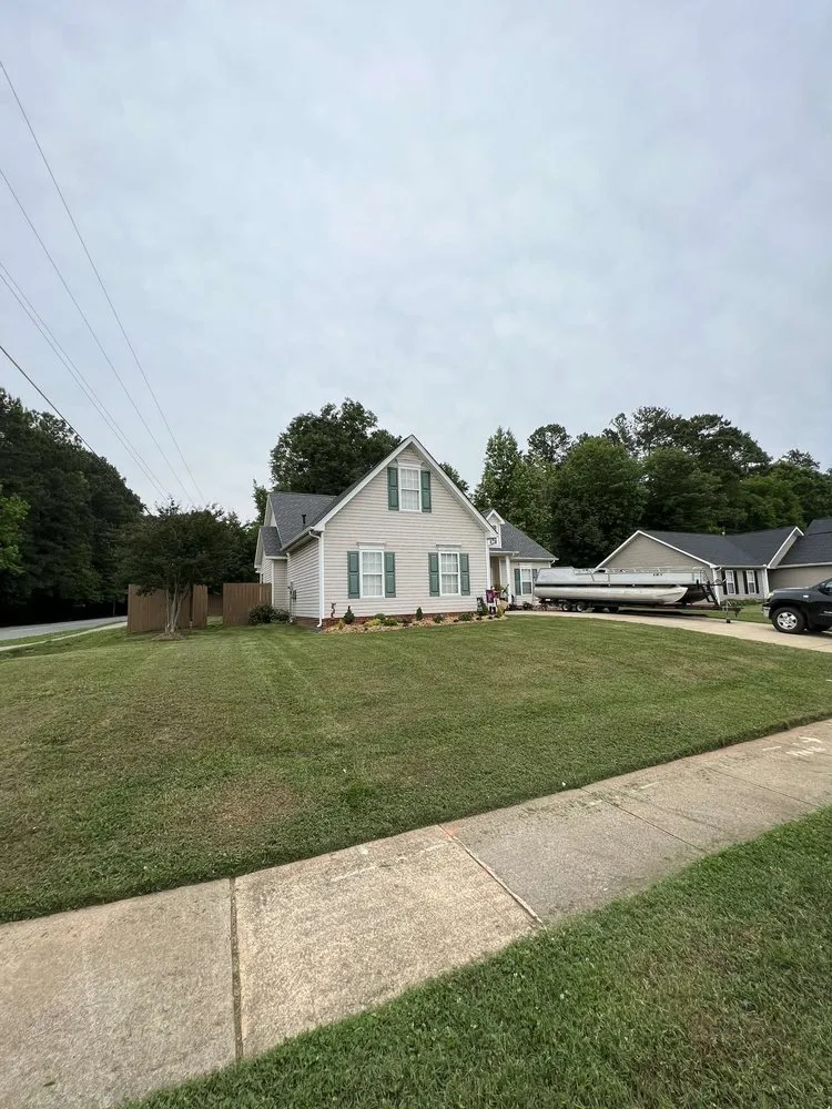 Reliable yard cleanup service in Waxhaw, NC - A&S Lawn Service